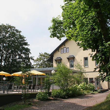 Dreibrunnen Gastehaus Im Luisenpark Hotel Erfurt Exterior photo